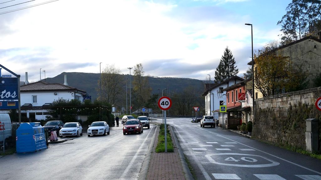 Mueren tres jóvenes en una salida de vía en el municipio cántabro de Cabezón de la Sal