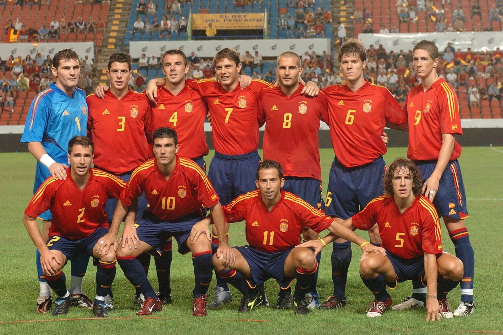  Baraja con el 8 que luego luciría Xavi Hernández