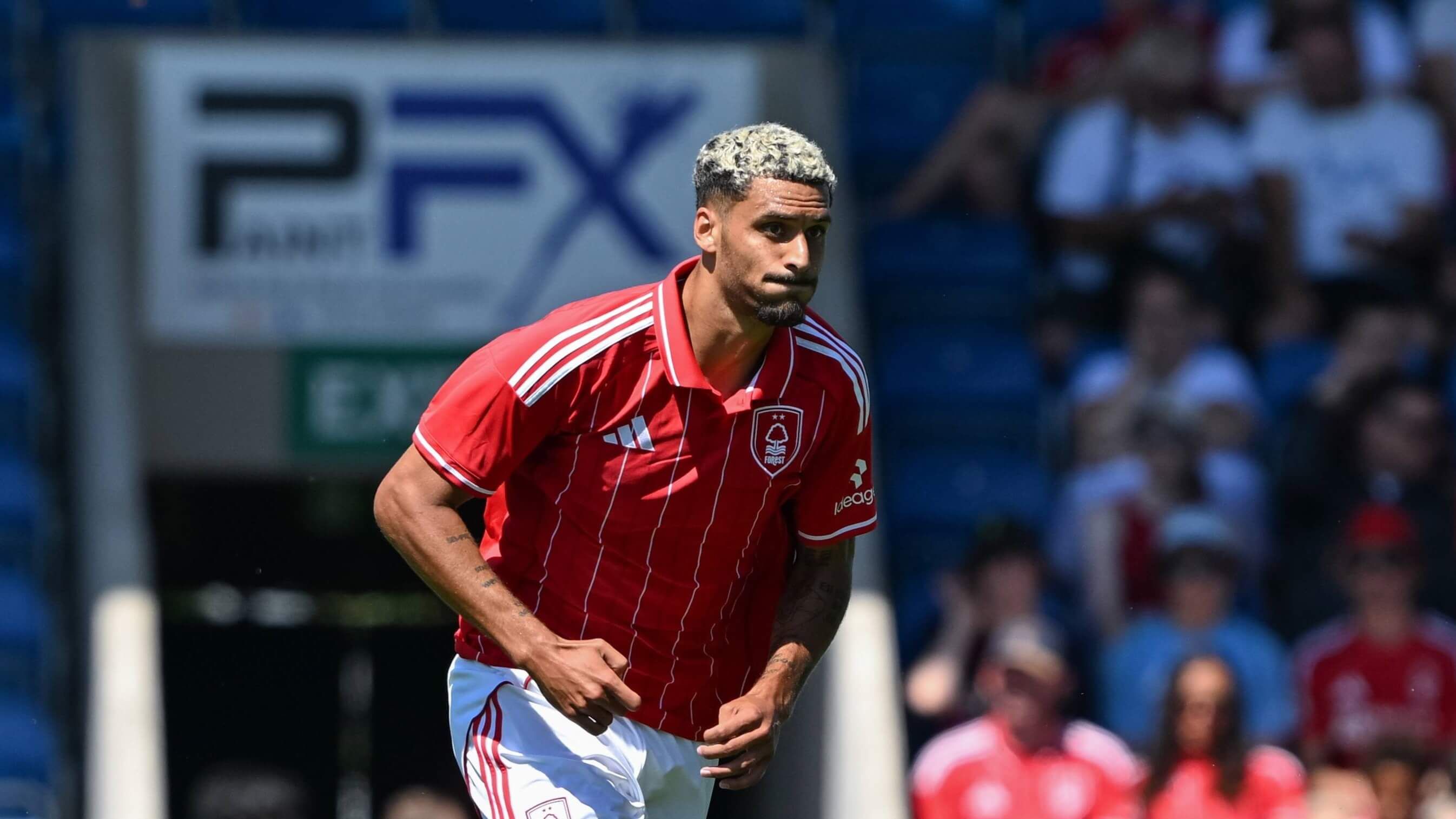  David Carmo, en las filas del Nottingham Forest.