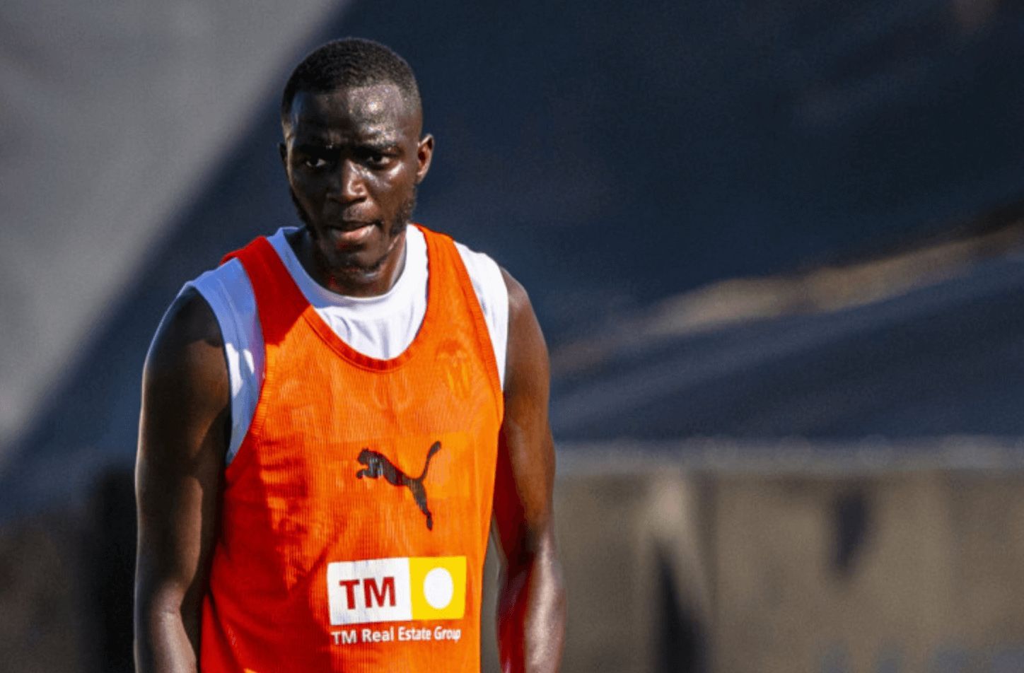  Mouctar Diakhaby podría entrar en el once titular de Carlos Corberán