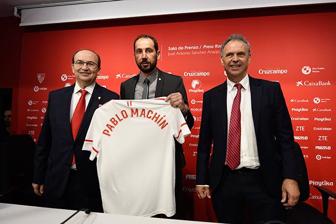  Pablo Machín, en su presentación con el Sevilla.