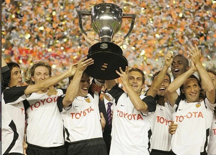  Valencia CF campeón de LaLiga 2003-2004.
