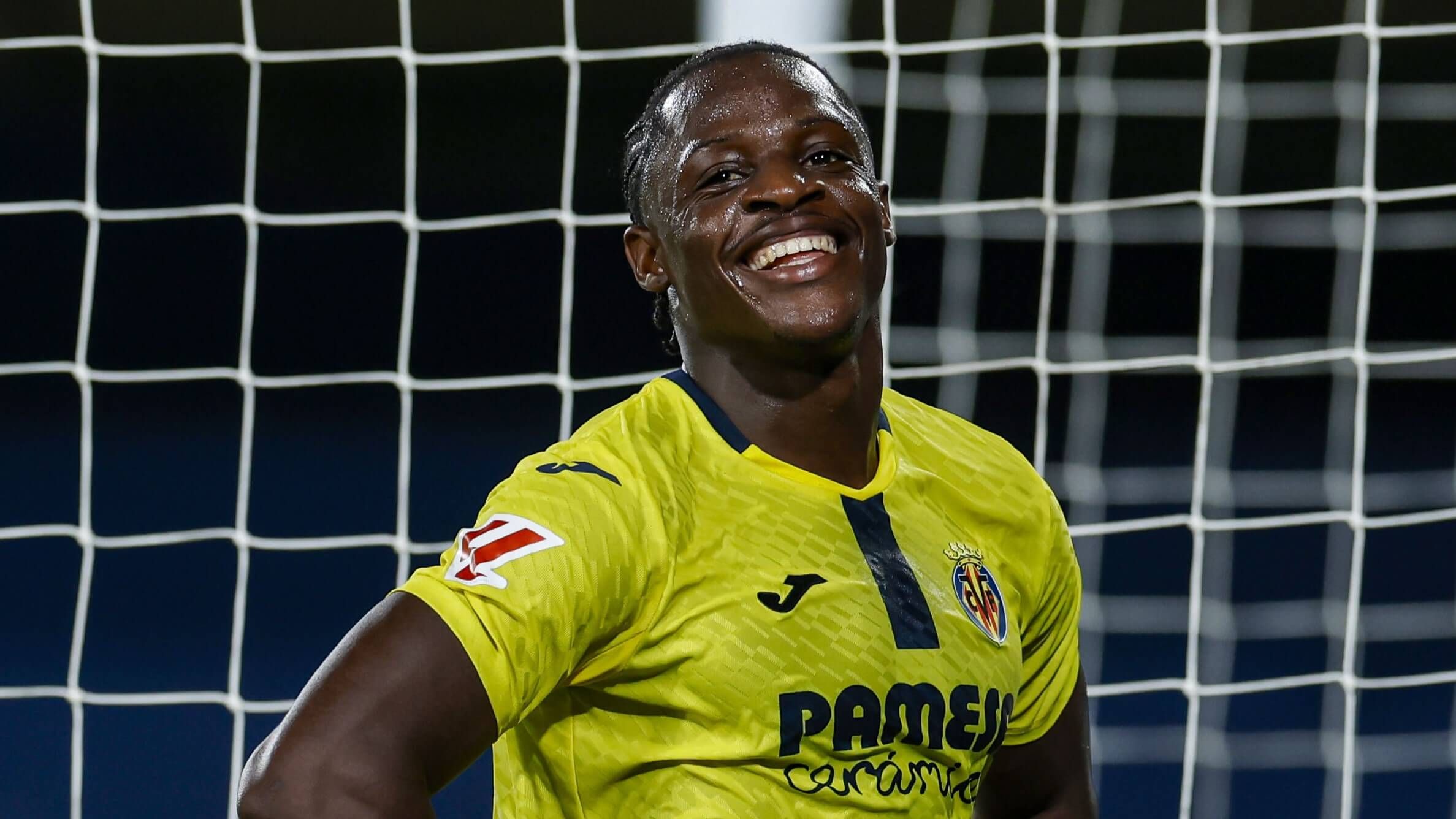  Karl Etta Eyong, jugador del Villarreal CF.