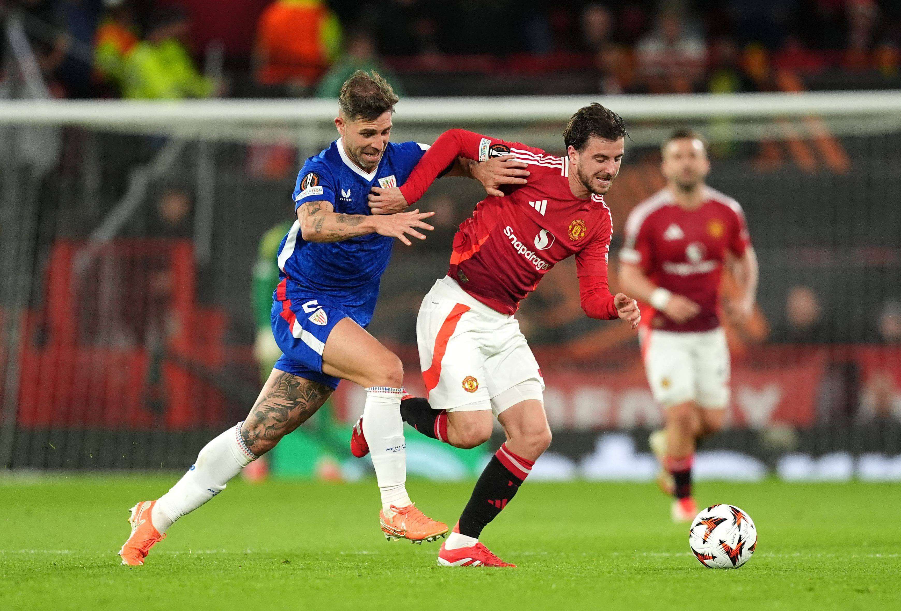  Yeray Álvarez en el partido ante el Manchester United tras el que daría positivo para la UEFA (Cordon Press)