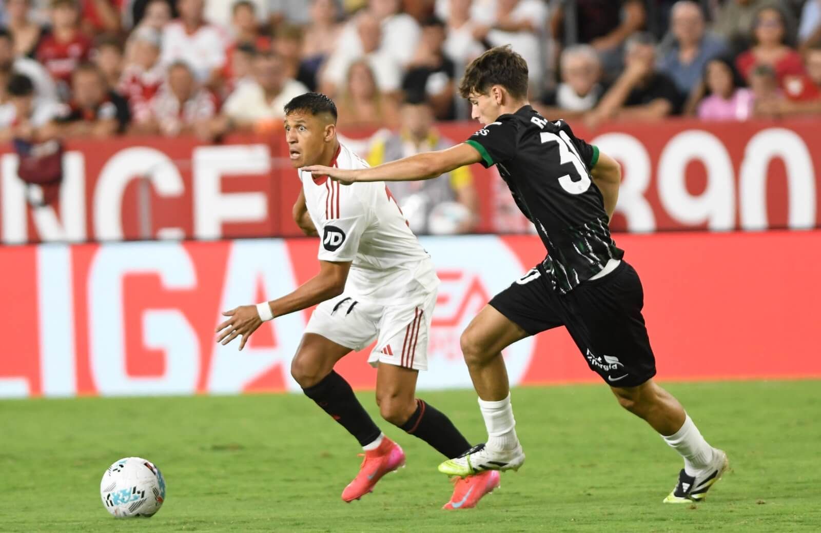 Alexis Sánchez, en el Sevilla-Elche.