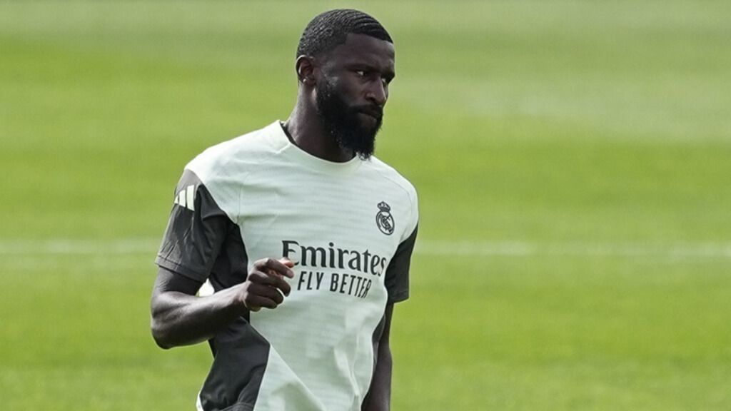  Antonio Rüdiger, durante el entrenamiento de este viernes