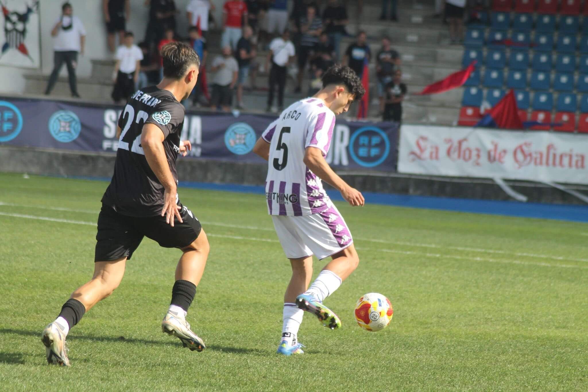 Arco, ante el Ourense.