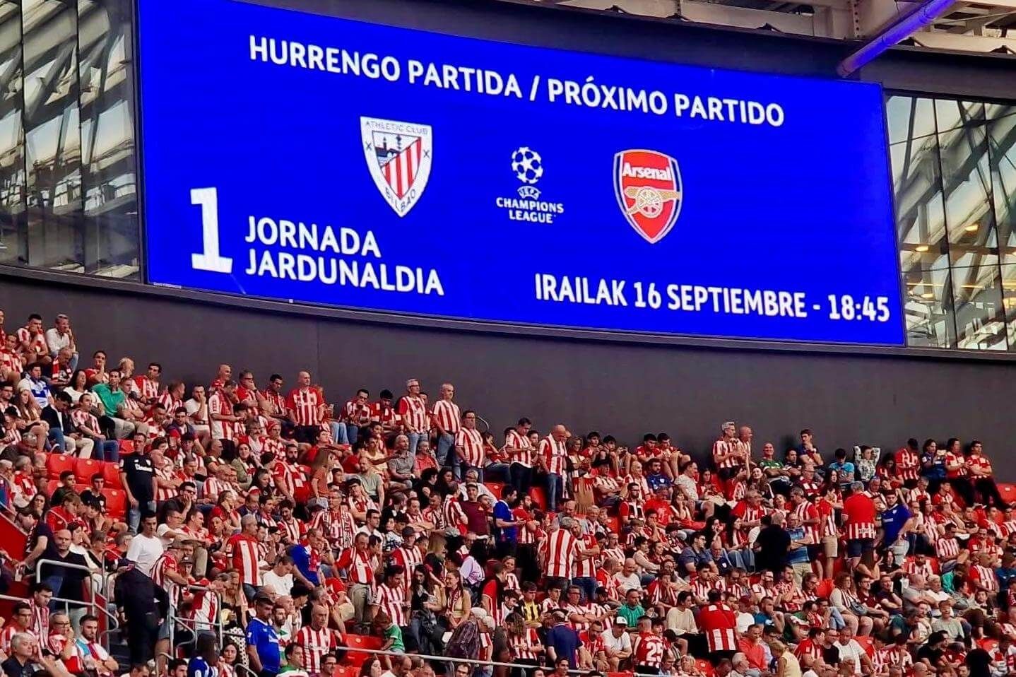 Partido de Champions League en San Mamés contra el Arsenal.