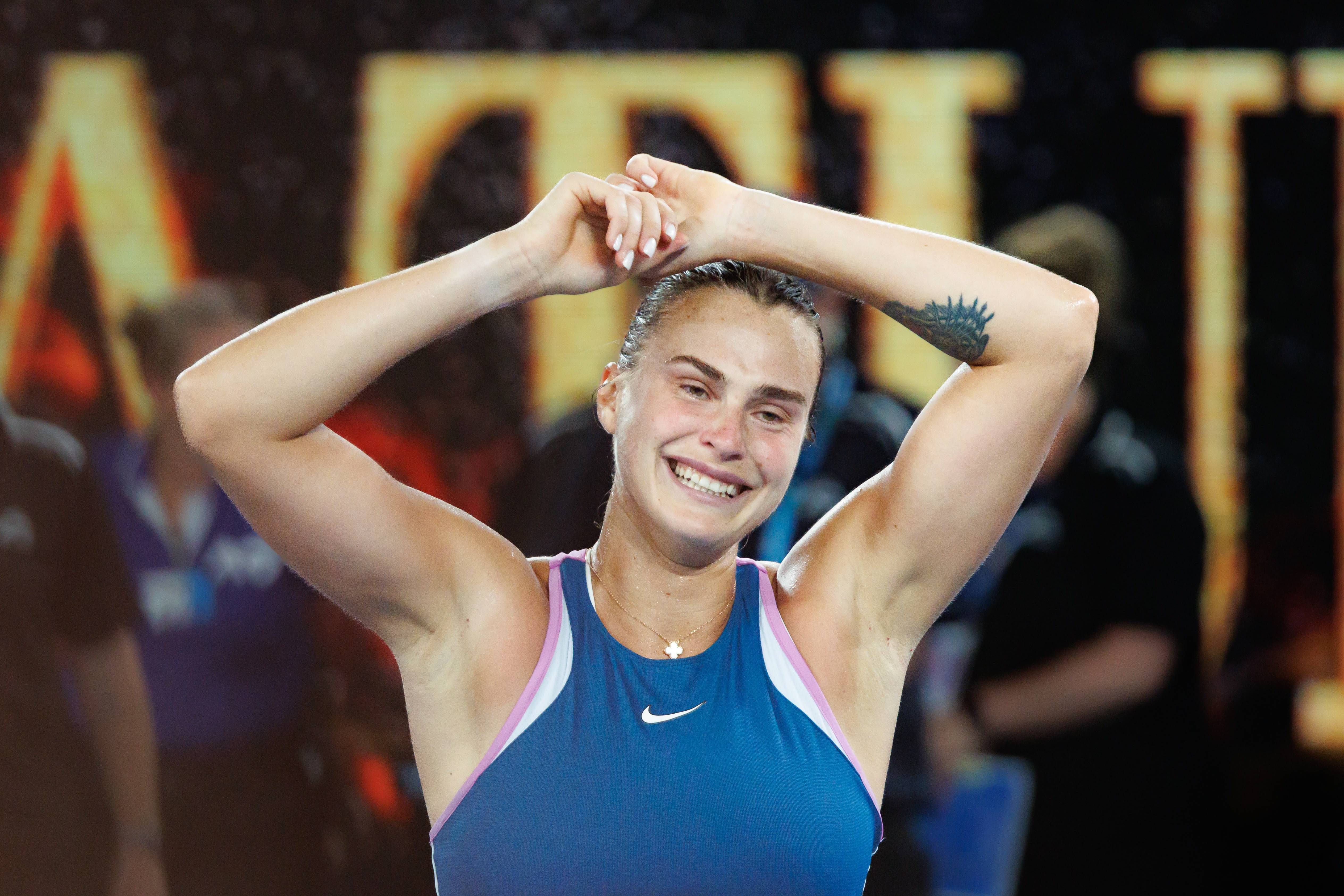 Aryna Sabalenka celebra su Open de Australia.