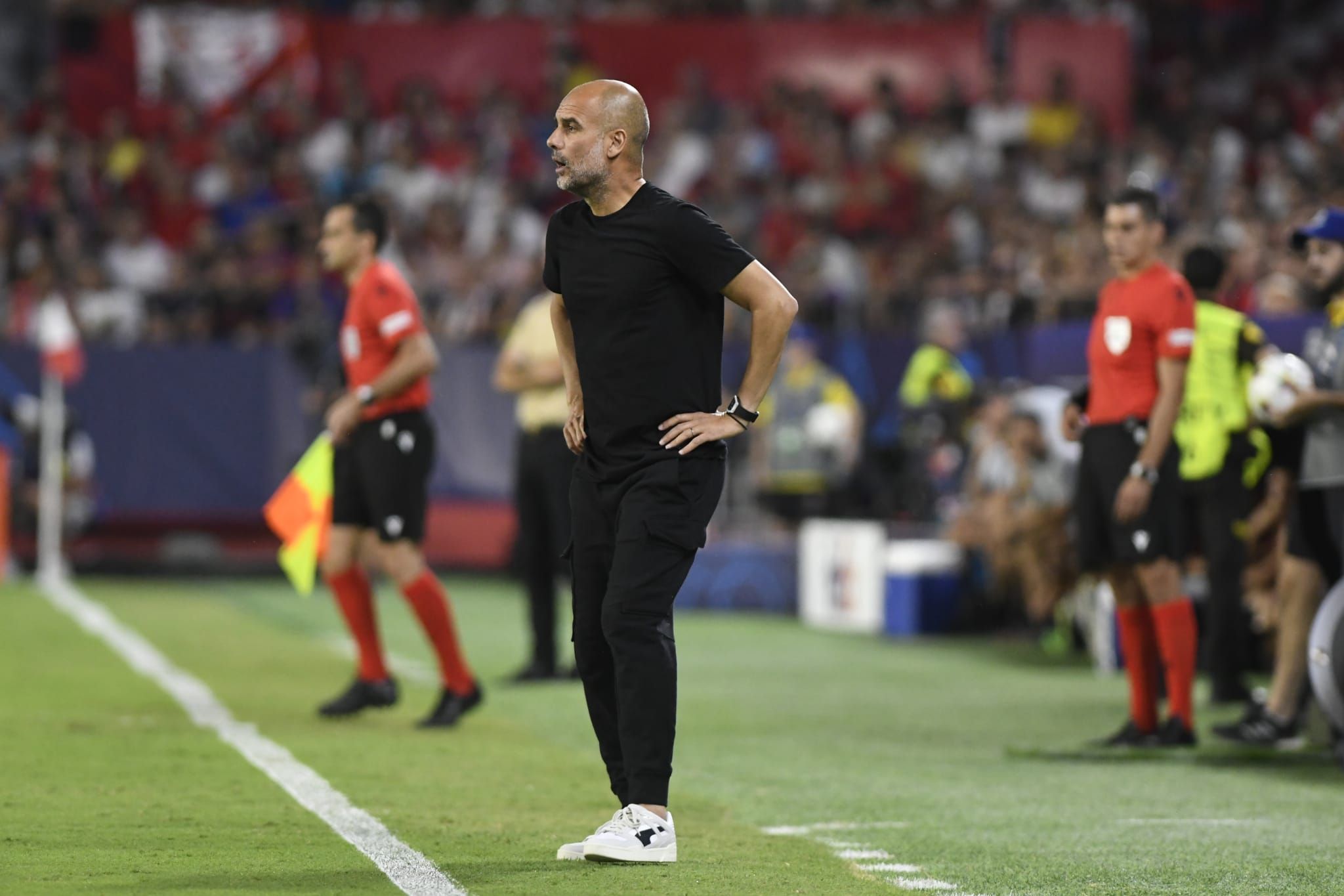  Pep Guardiola, en el Sánchez-Pizjuán.