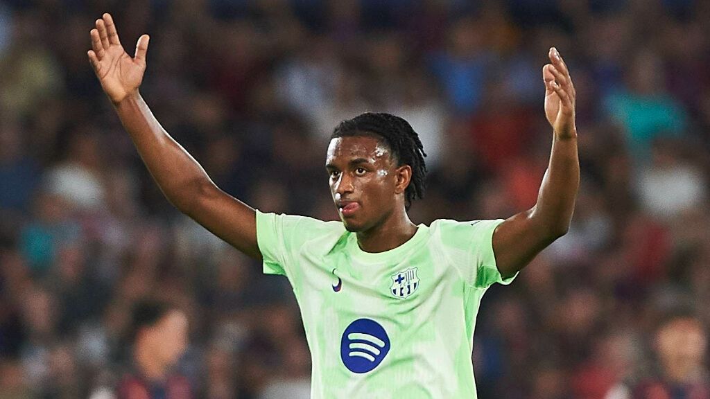  Alejandro Balde, durante el partido contra el Levante (Fuente: Cordon Press).