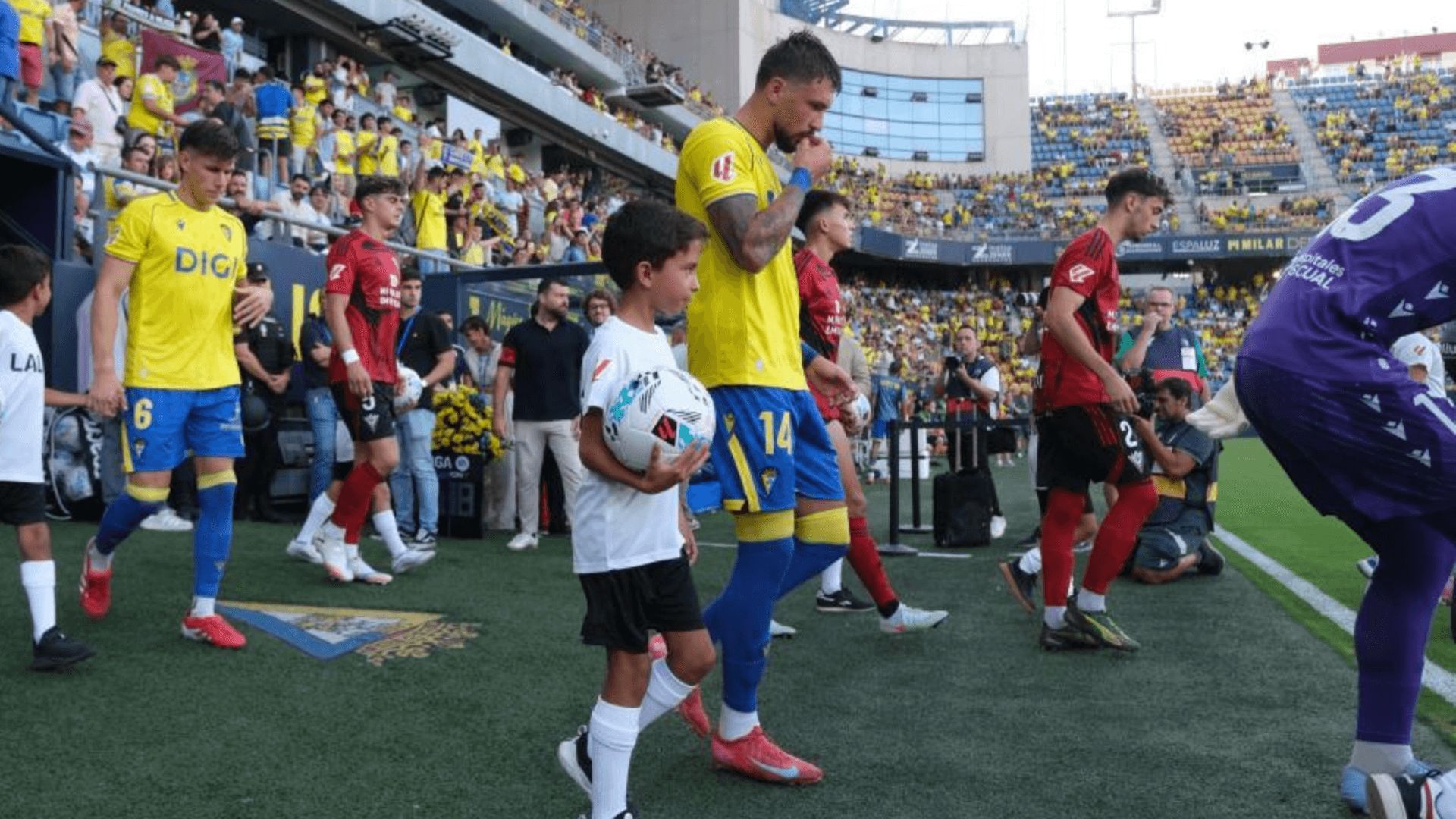 Bojan Kovacevic, en un partido del Cádiz.