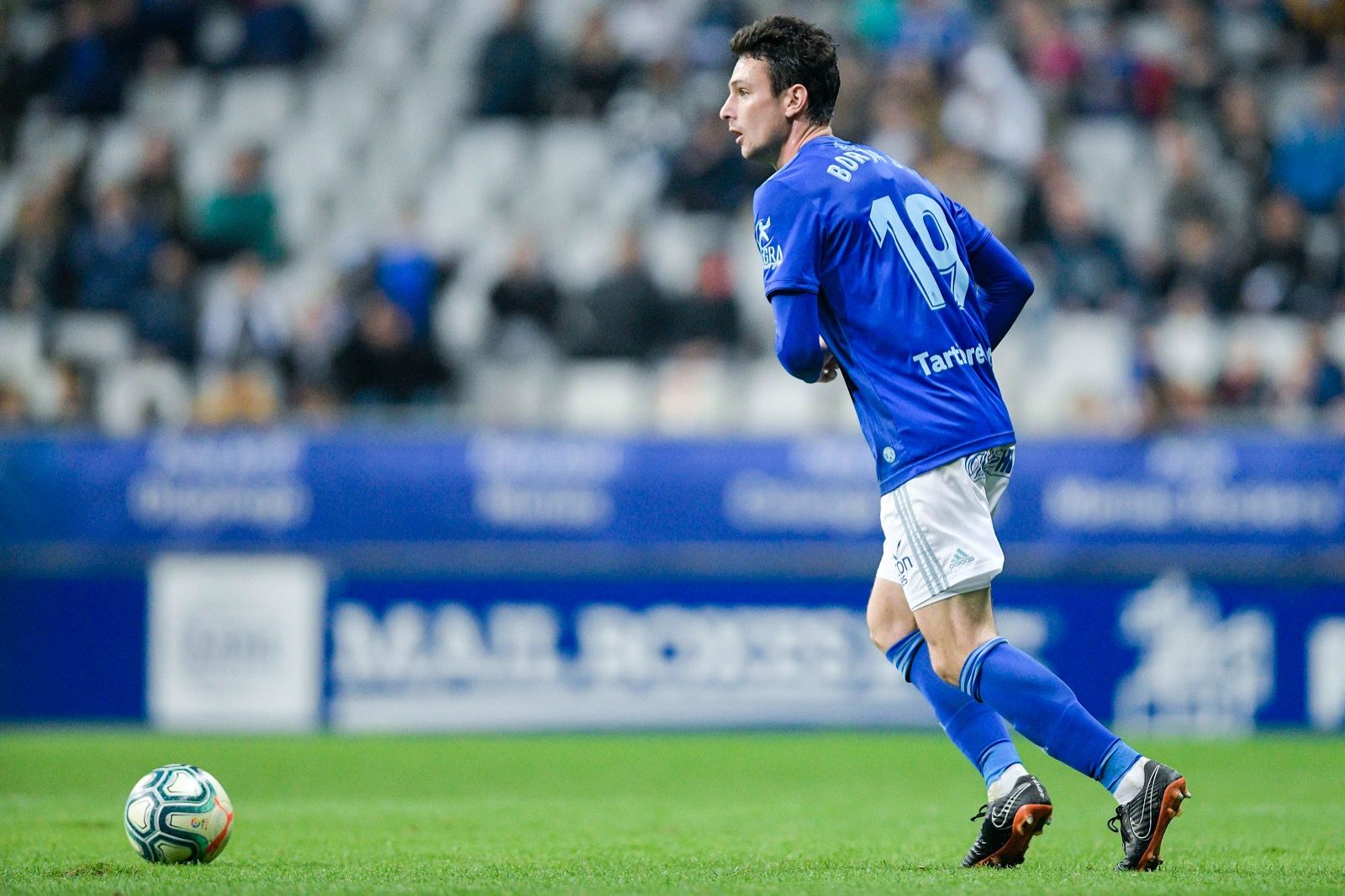  Borja Sánchez, durante un Real Oviedo-Tenerife.