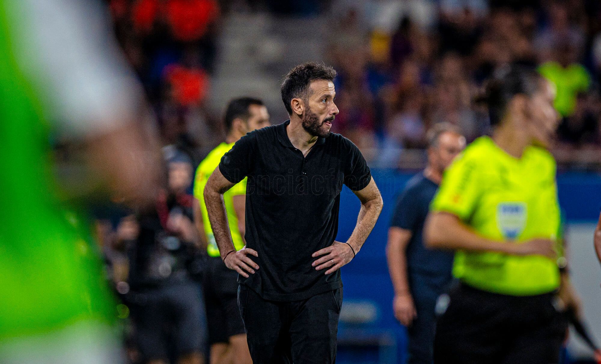  Carlos Corberán ante el FC Barcelona