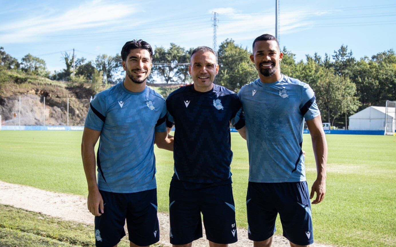 Carlos Soler, Sergio Francisco y Yangel Herrera, en un entrenamiento (Foto: Real Sociedad).