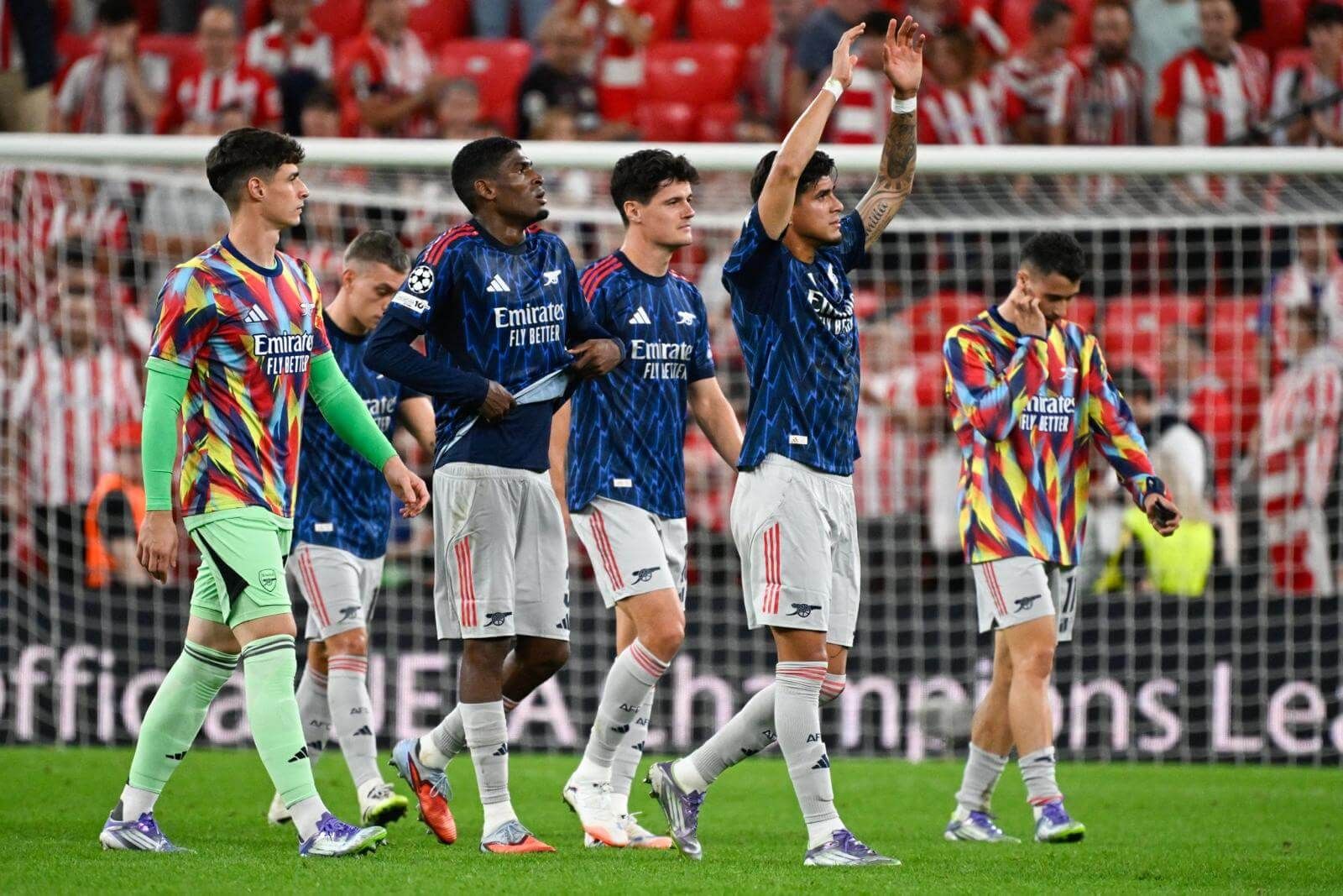  Cristhian Mosquera debuta en Champions con el Arsenal