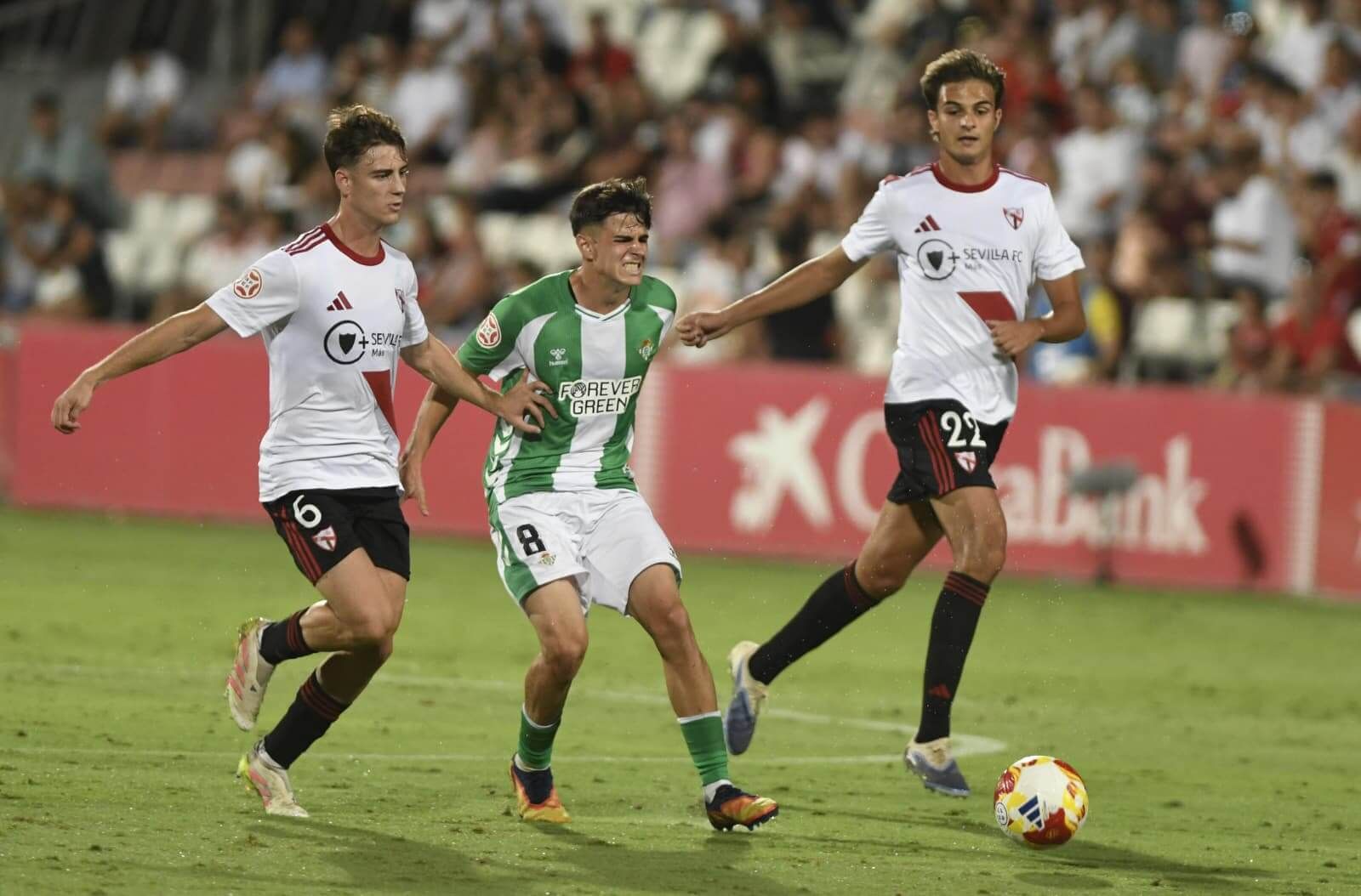  Dani Pérez, lesionado en el derbi chico.