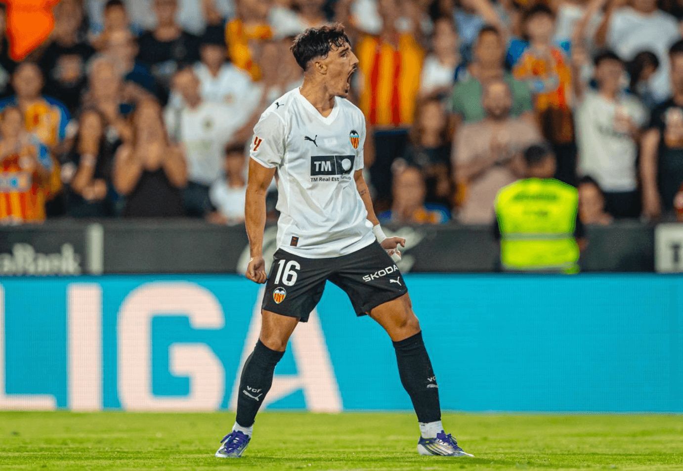  Diego López celebra el gol ante la Real