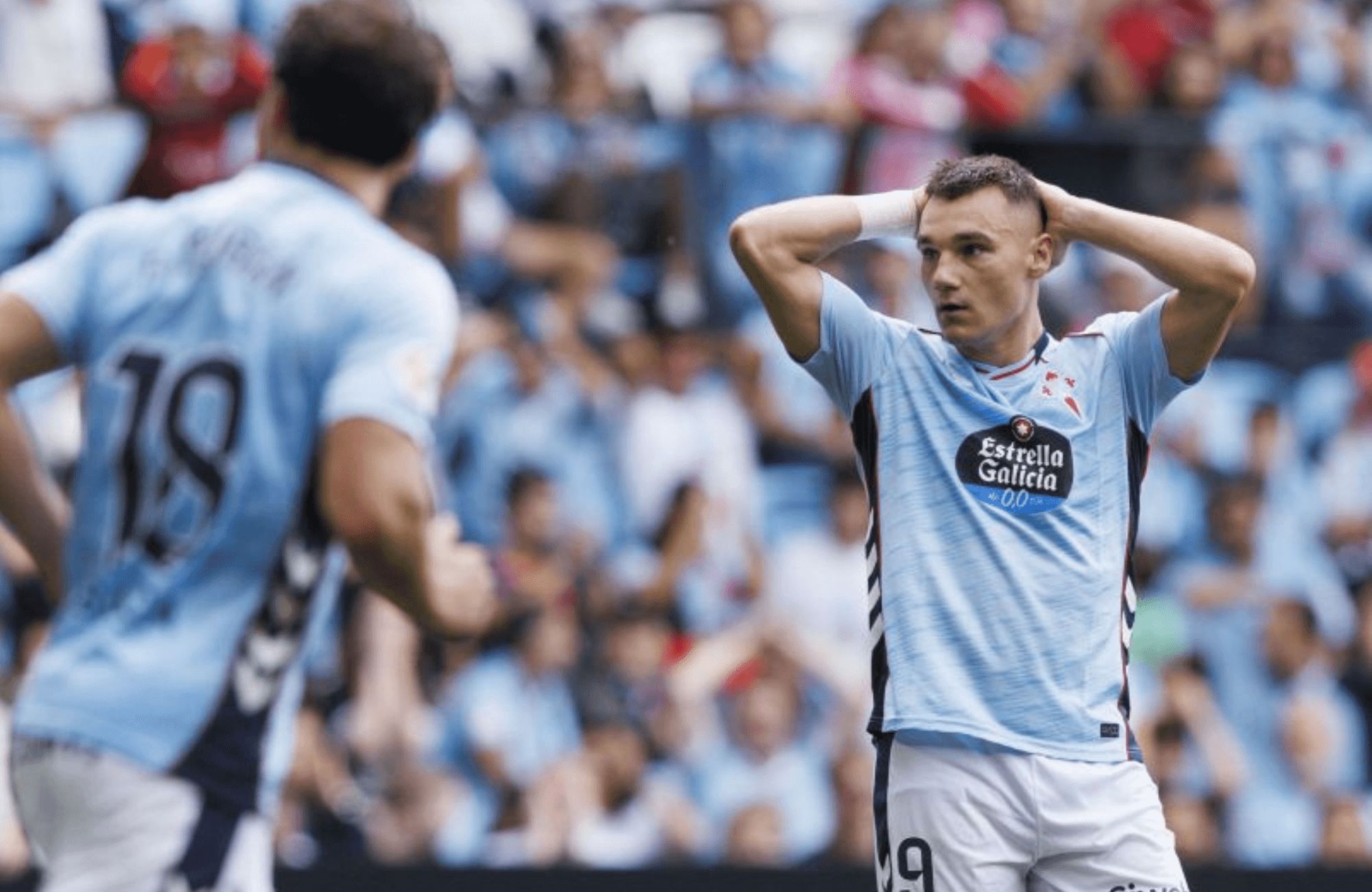 Ferrán Jutglà ante el Villarreal.