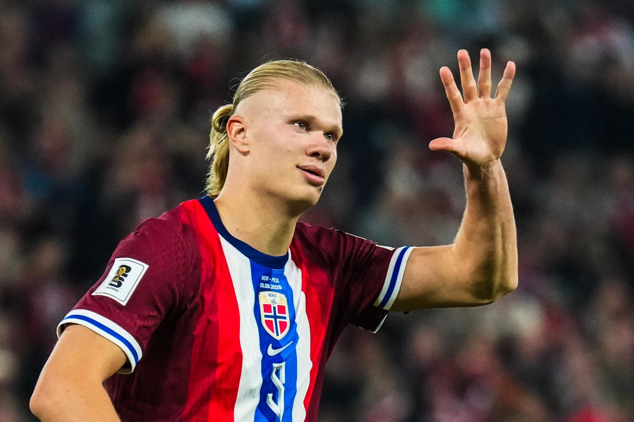  Erling Haaland, tras anotar cinco goles con Noruega.