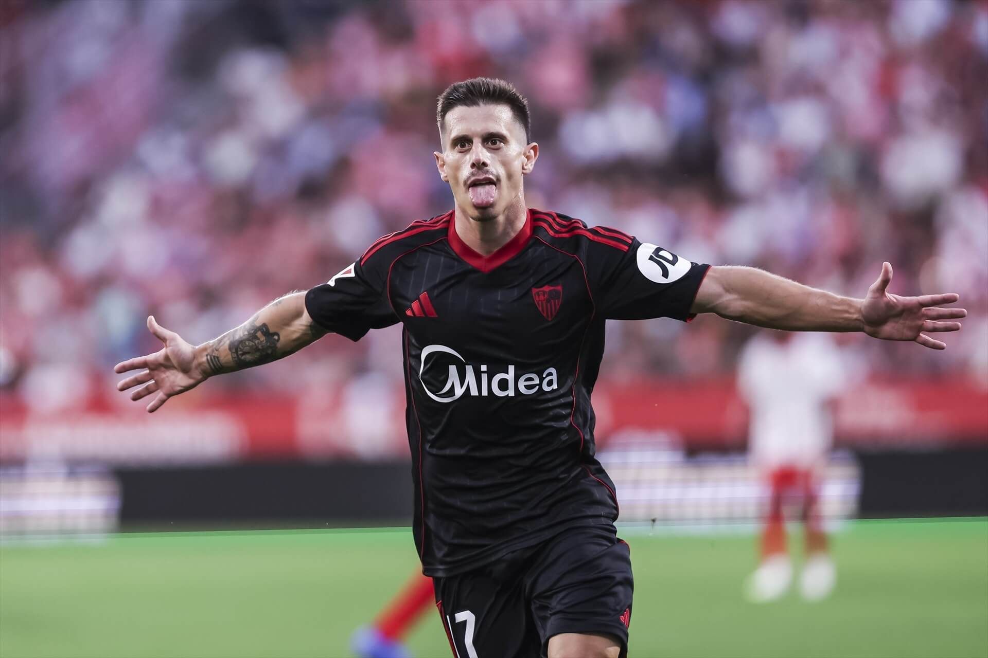  Alfon celebra su gol al Girona