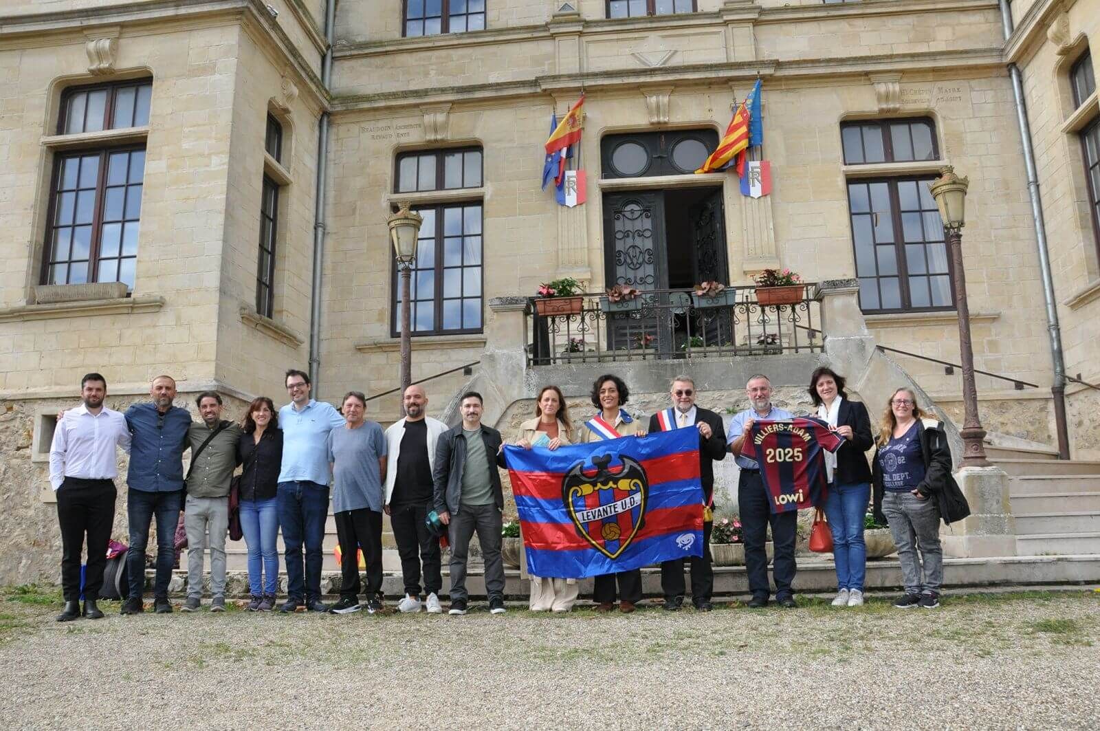  Expedición para recuperar los restos del Fundador del Levante UD