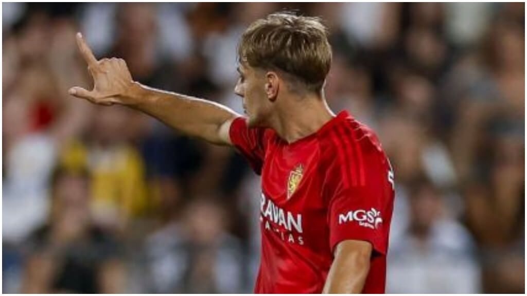 Dani Gómez marca el gol del empate ante el Castellón. (EFE)