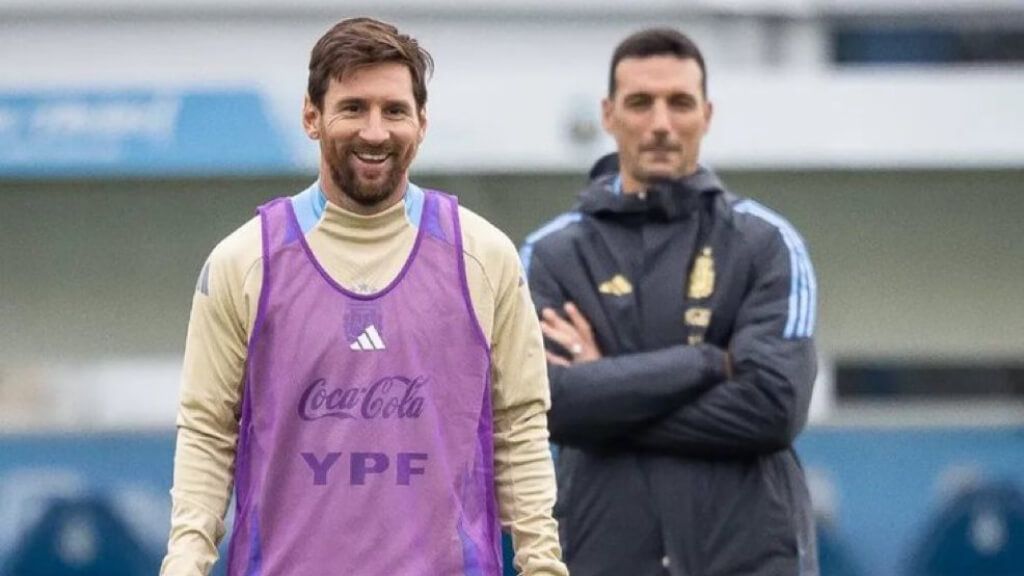 Lionel Messi junto a Scaloni en Argentina (Redes Sociales)