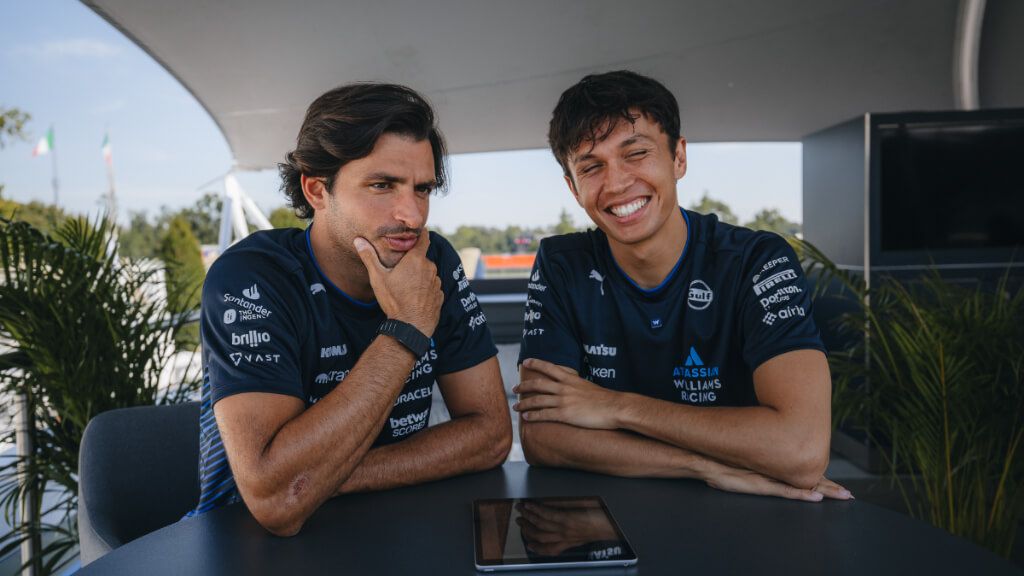 Alex Albon y Carlos Sainz, en Monza.