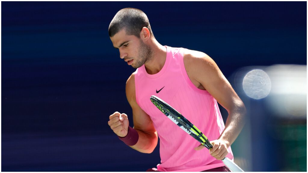  Carlos Alcaraz, durante el partido frente al Rinderknech del US Open. (EFE)