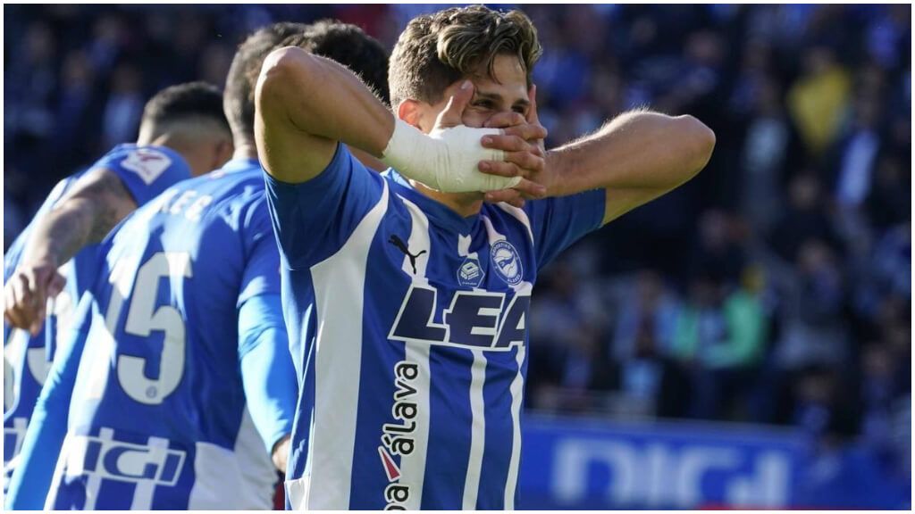 Giuliano Simeone, en su etapa en el Deportivo Alavés. (Cordon Press)
