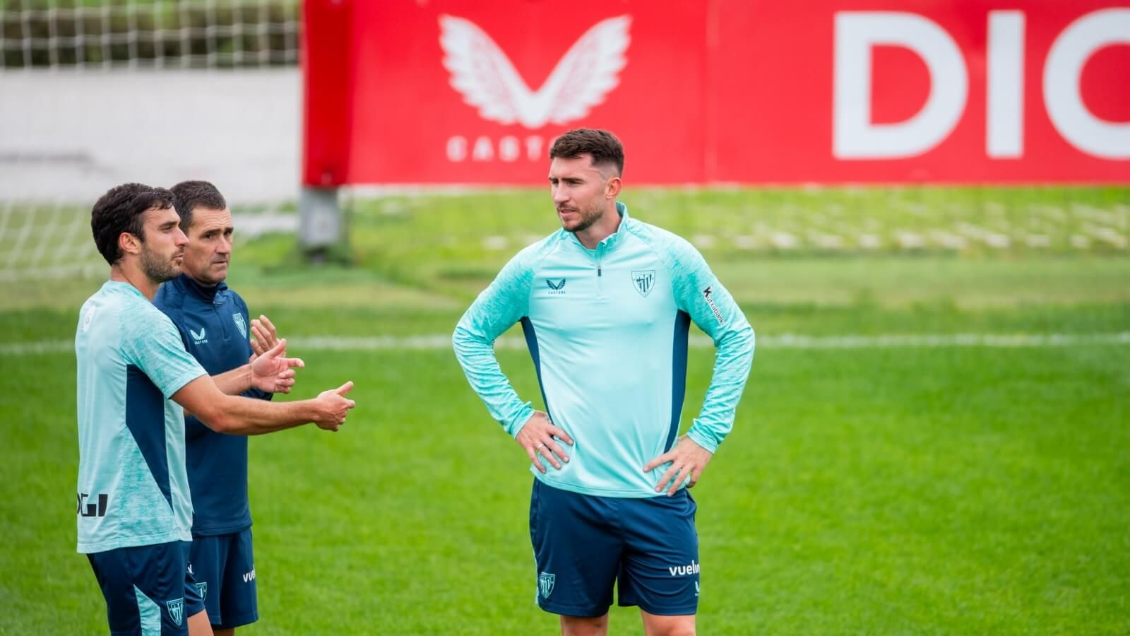 Aymeric Laporte en su primer entrenamiento..