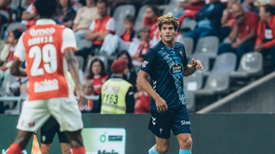  Marcos Alonso ante el Sporting de Braga.