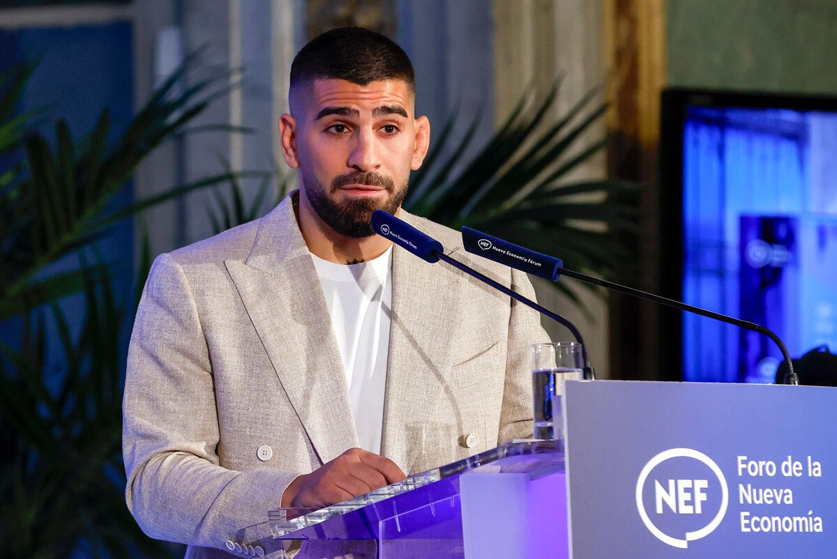 Ilia Topuria, durante un desayuno informativo en Madrid.