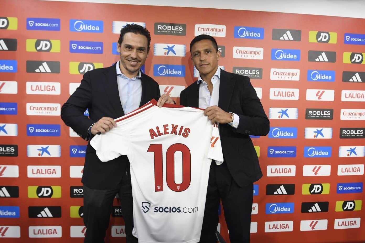 Alexis Sánchez, durante su presentación.