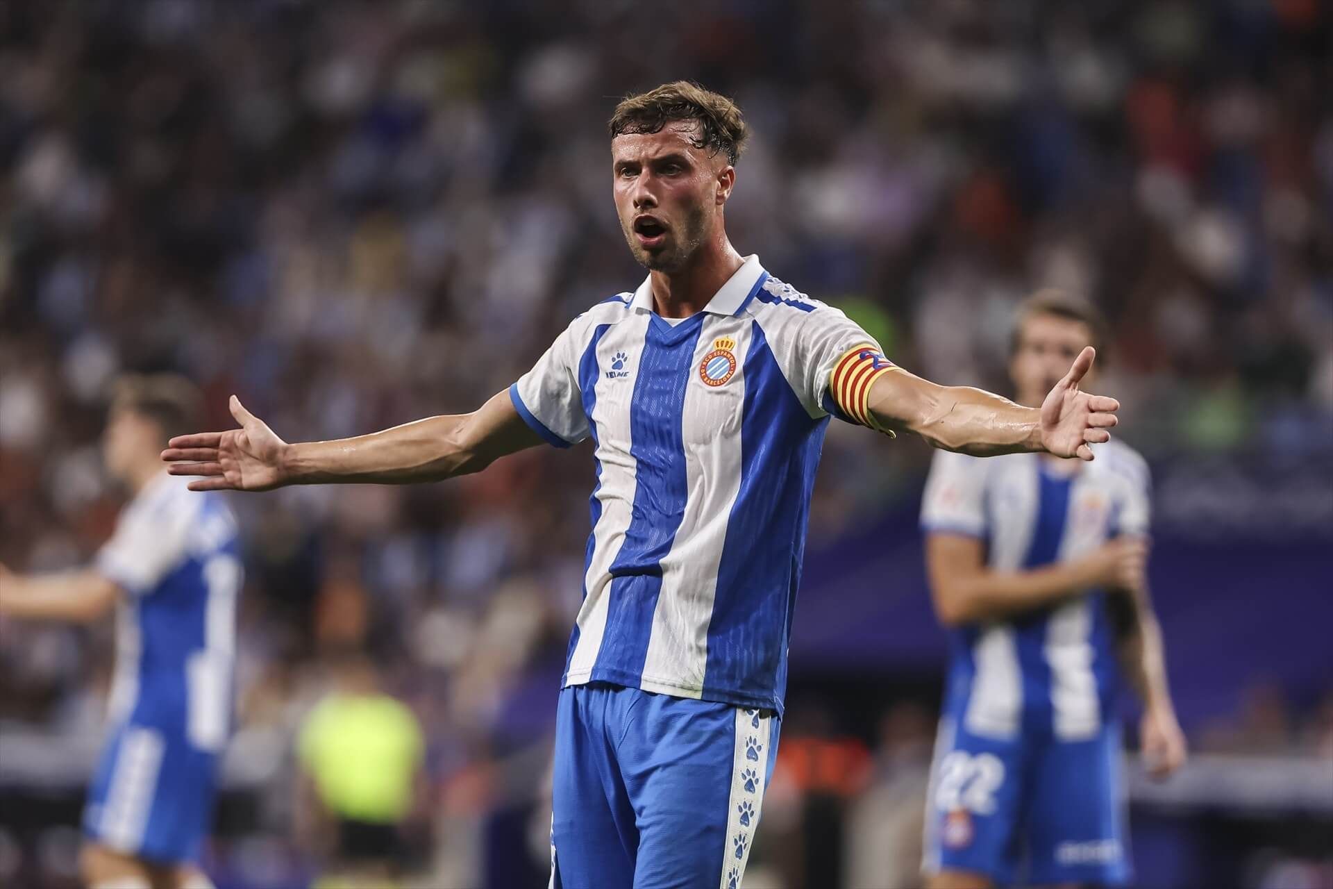 Javi Puado protesta durante el Espanyol-Atlético de Madrid (Foto: Europa Press).