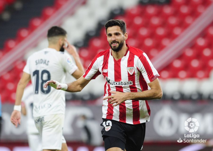  Kenan Kodro celebra un gol con el Athletic ante el Huesca.