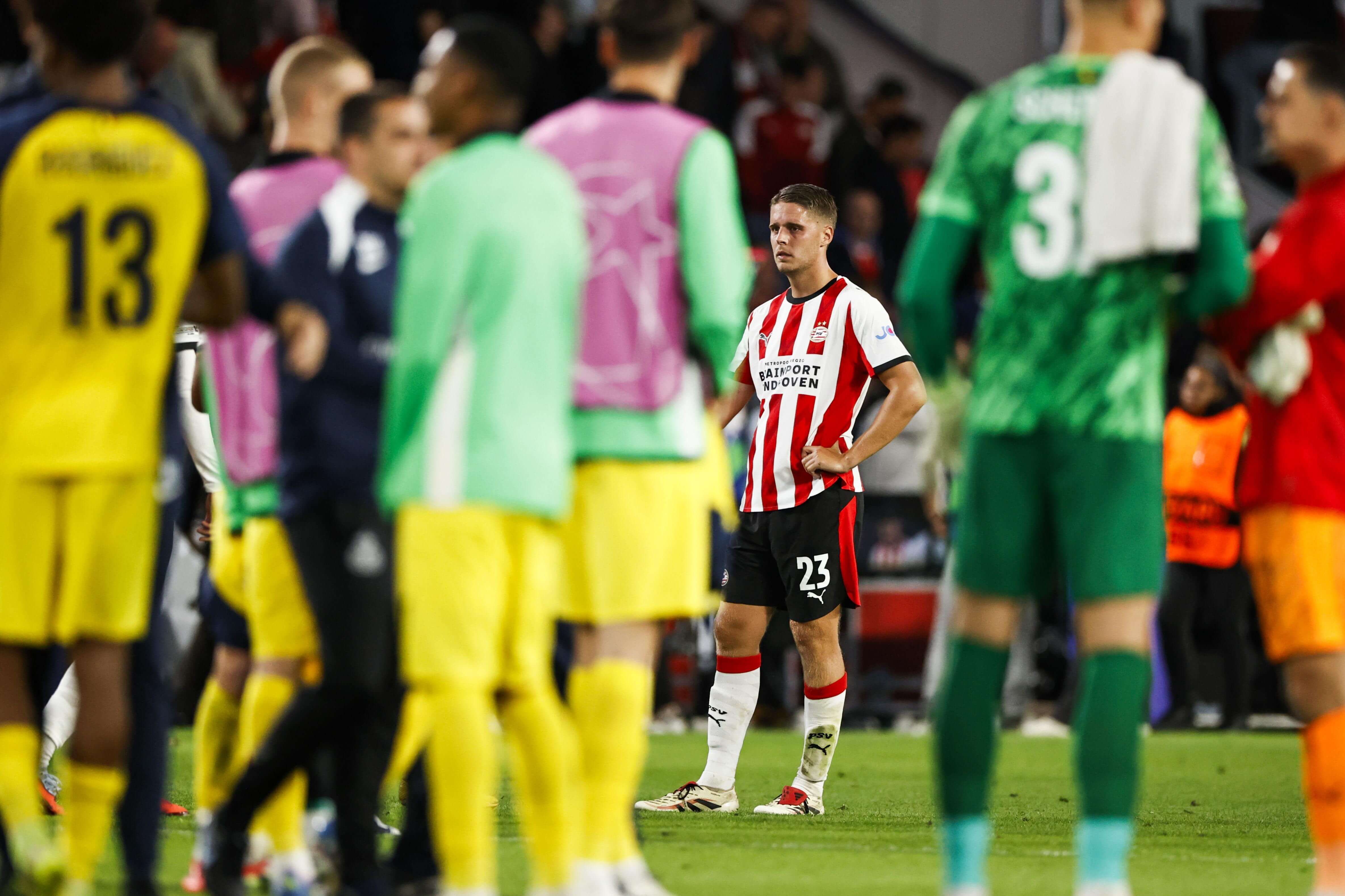 Lance del partido entre el PSV y el Union Saint-Gilloise.