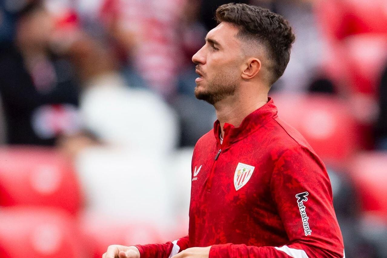 Aymeric Laporte calienta para jugar ante el Girona en San Mamés (Foto: Athletic Club).