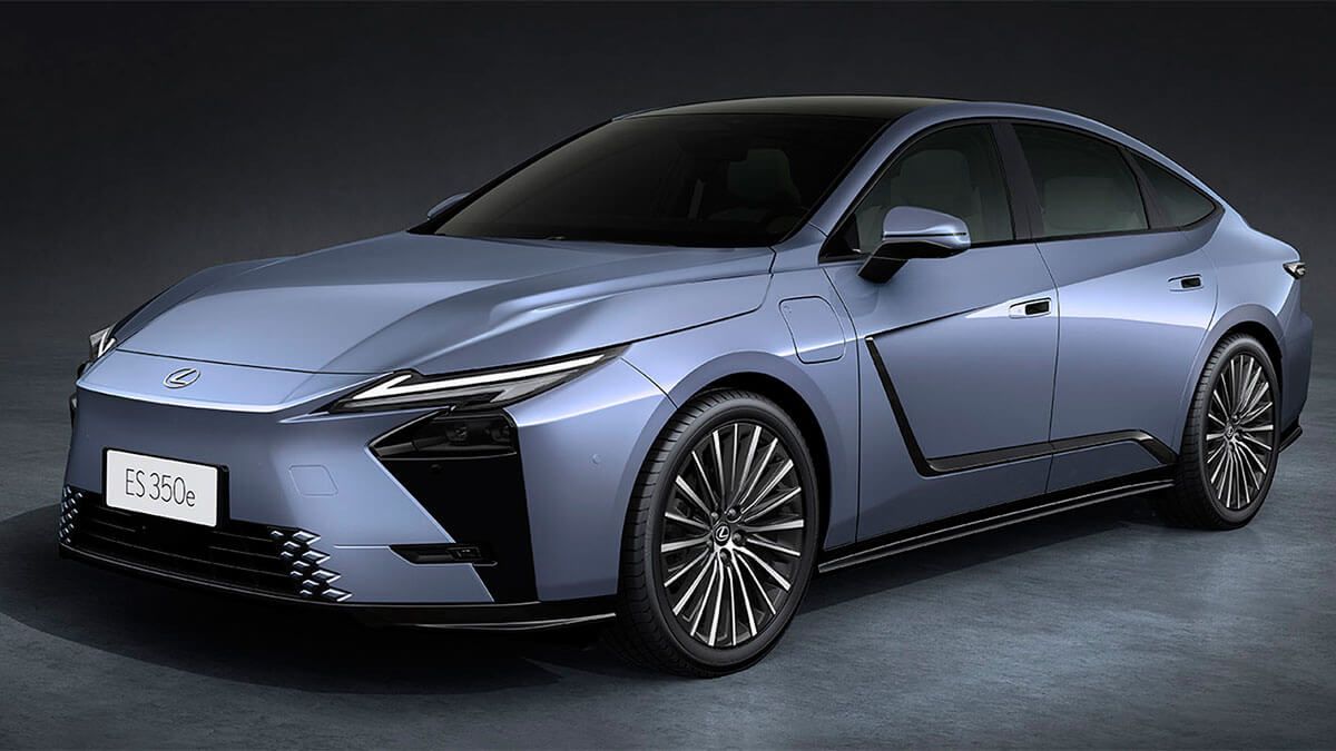  Lexus IS 2026