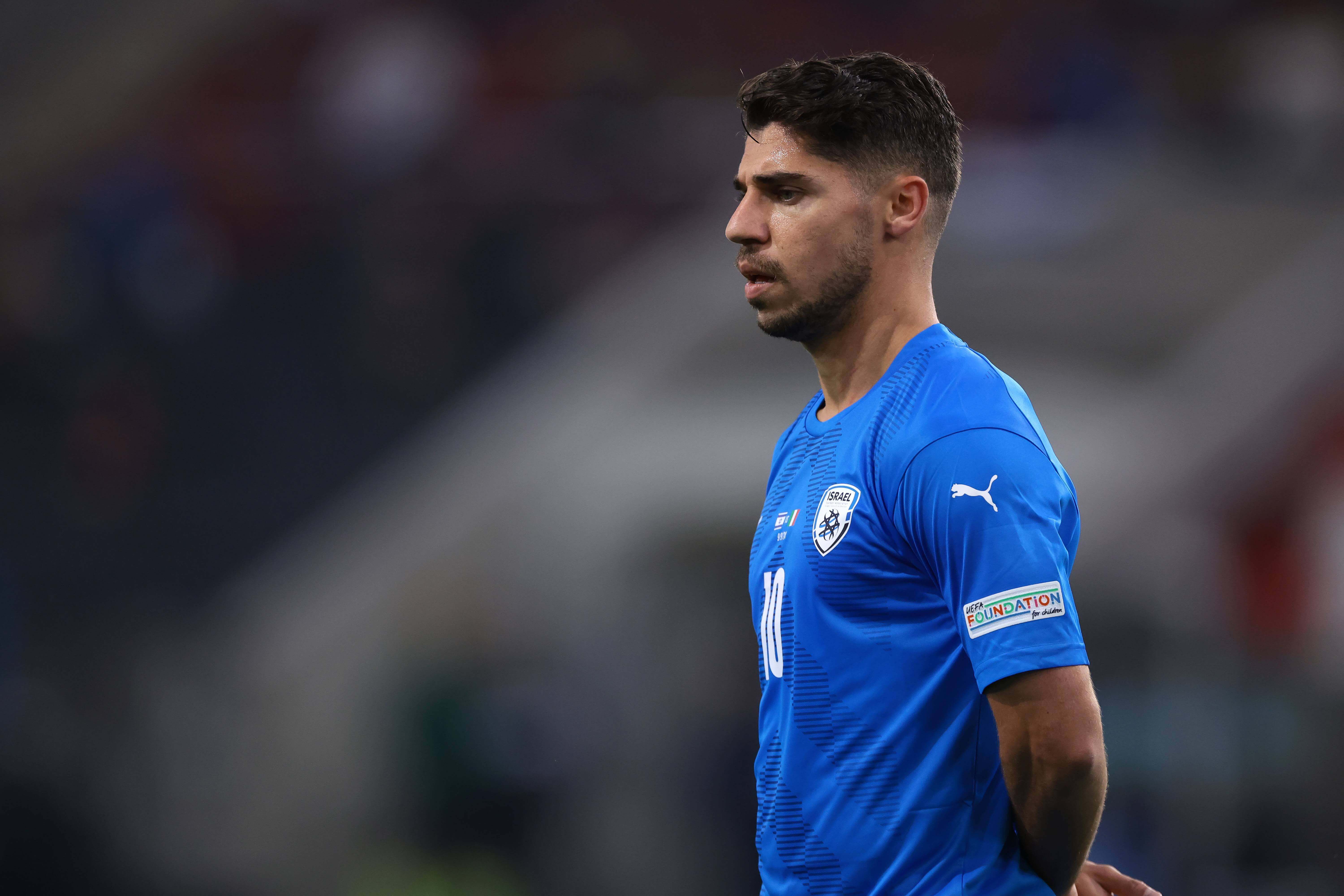 Manor Solomon, durante el partido entre Israel e Italia (Foto: Cordon Press).