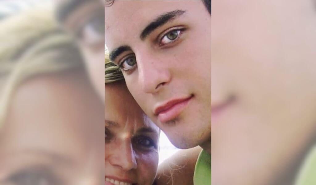  Noelia López con su hermano Tony