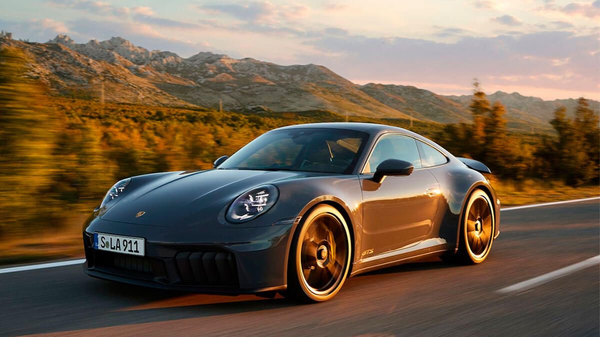  Porsche 911 híbrido