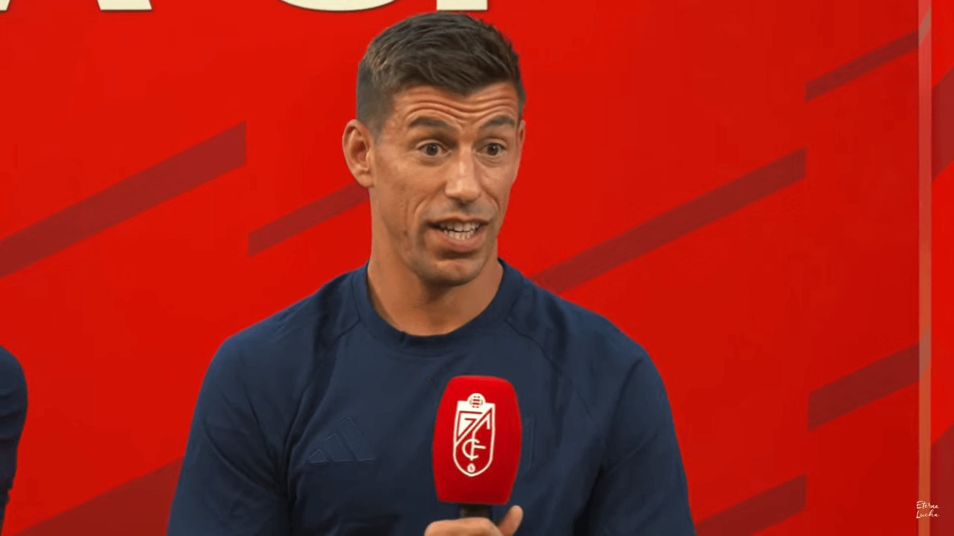 Rubén Alcaraz, en su presentación con el Granada.