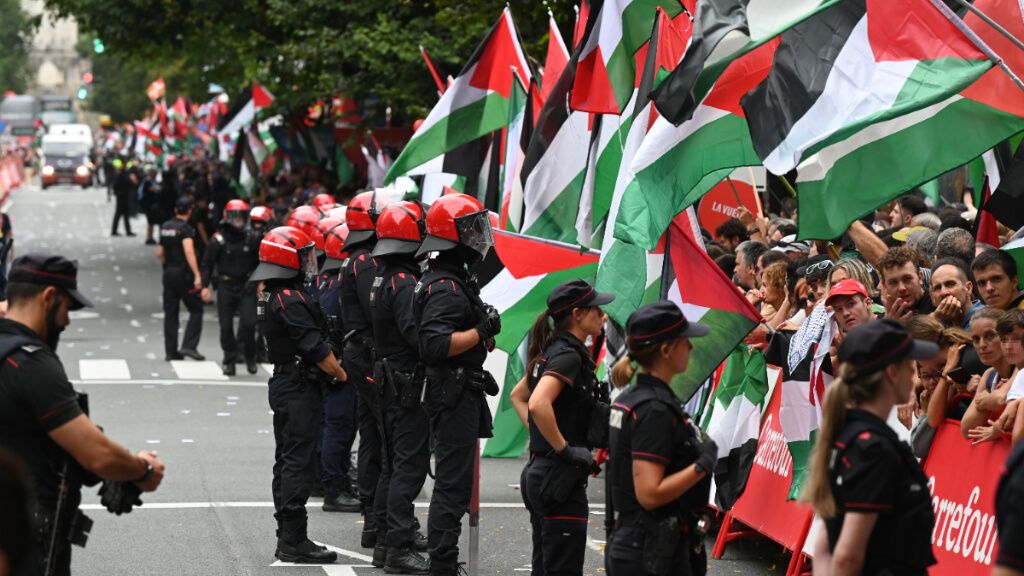 Las protestas propalestinas en La Vuelta en Bilbao (Europa Press)