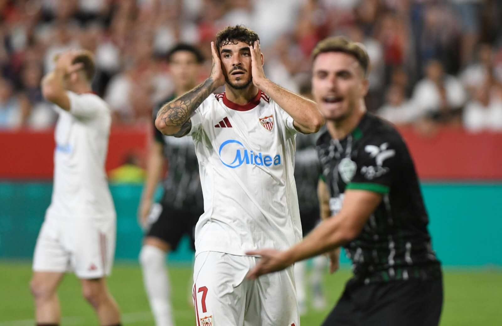  Isaac Romero lamenta uno de sus goles anulados.