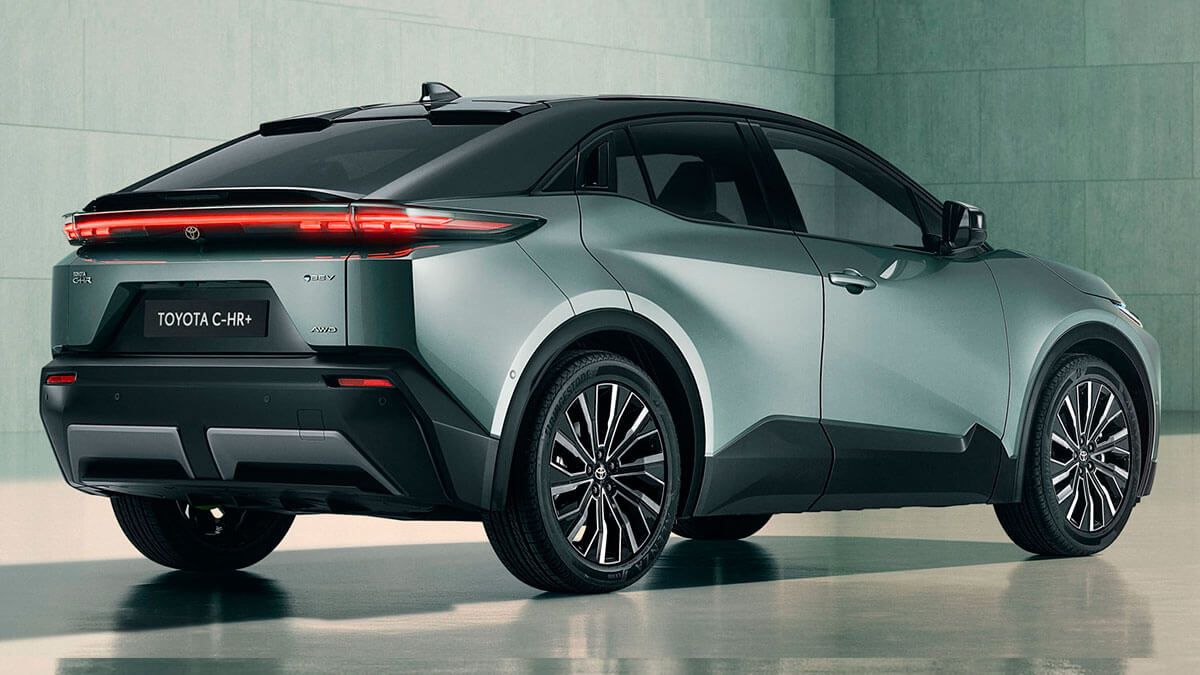  Toyota C-HR+