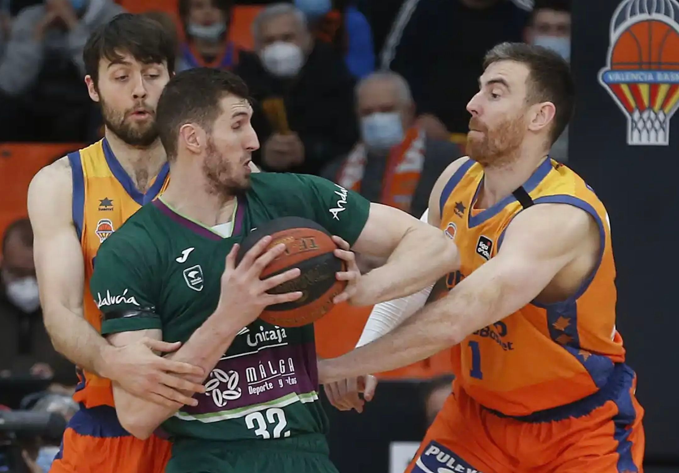  Valencia Basket aprieta los dientes en defensa y derroca a Unicaja Málaga