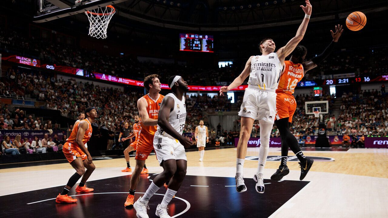 Valencia Basket se vengó de la final de la acb y doblegó al Real Madrid