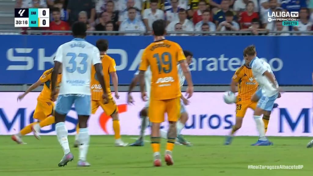 El polémico penalti anulado al Zaragoza (Movistar+)